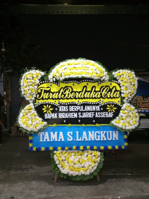 Papan Bunga Duka di Nerogtog